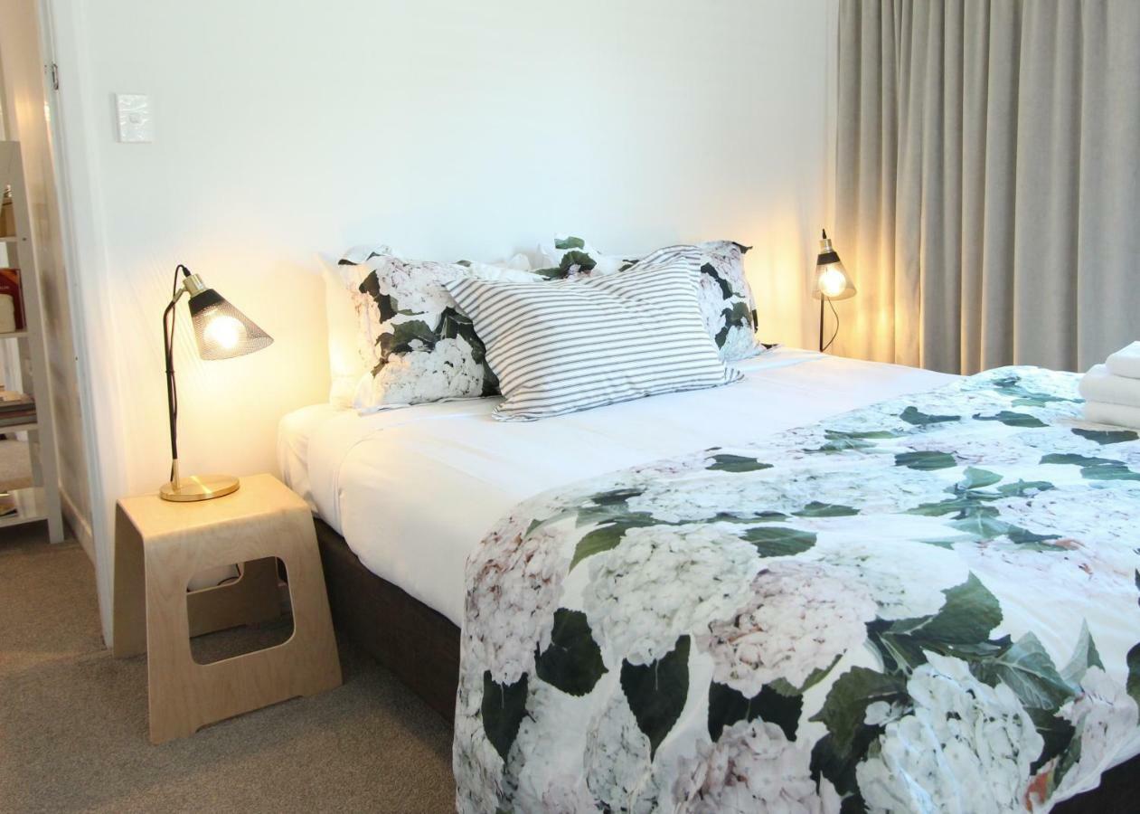 2 - Handsome And Sunkissed On The Doorstep To Wanaka Exteriér fotografie